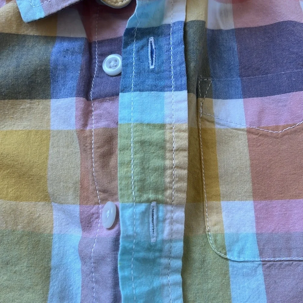 The Children’s Place boys short sleeve button down shirt, size 4